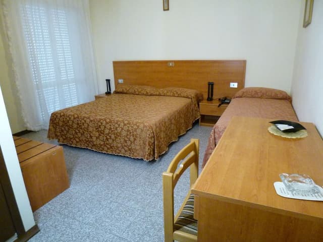 Triple Room (Parcheggio incluso)