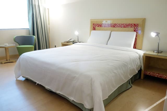 Boutique Queen Room