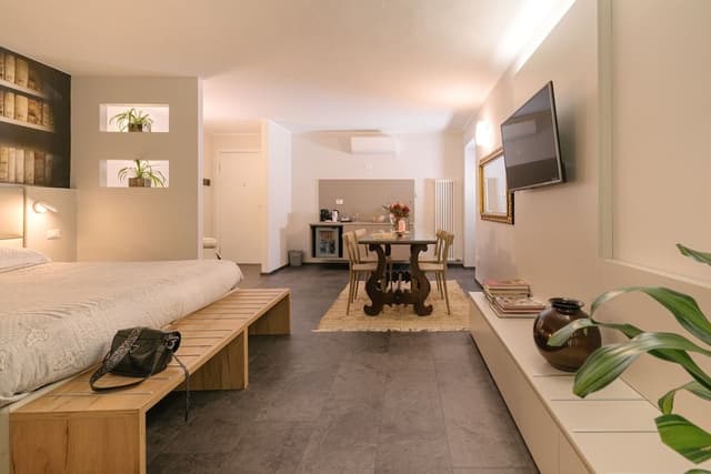 Deluxe Suite, 2 Bedrooms, Annex Building