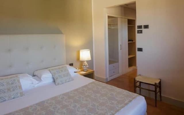 Comfort king room