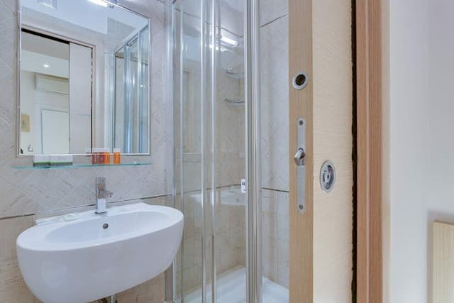 Small double room