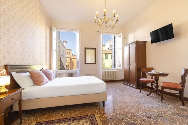 Double Room Chanel