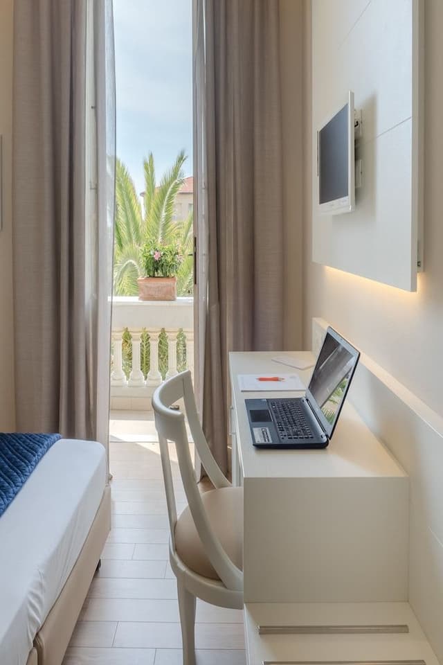 Deluxe Double Room, Balcony, Pool View