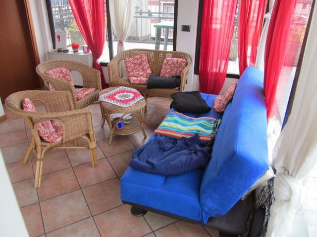 Double Room, 1 Queen Bed, Shared Bathroom