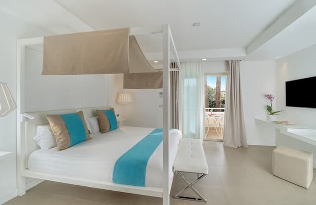 Suite, 2 Bedrooms (2 adults)