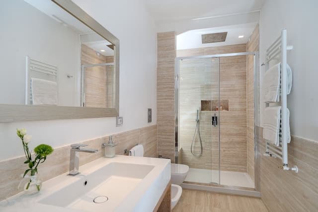 Suite, 2 Bedrooms (2 adults)