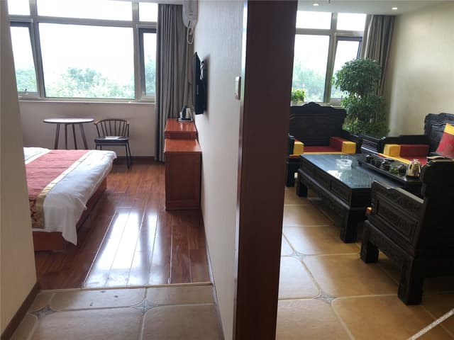 Superior Suite