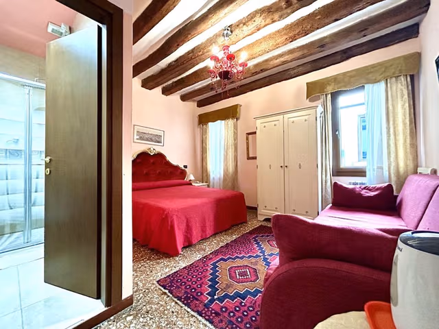 Comfort Triple Room, Private Bathroom