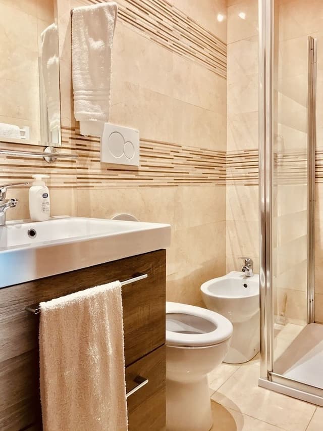 Comfort Triple Room, Private Bathroom