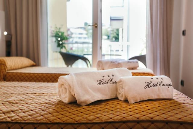 Comfort Double Room, Lake View