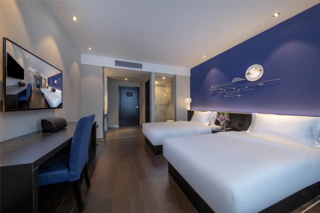 Deep Sea Twin Room