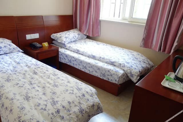 Selected Room (2 Beds)