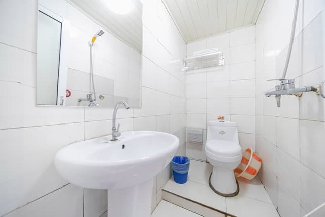 Standard Couples' Room