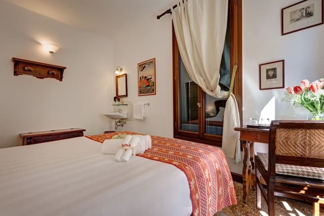 Double Room with Shared Bathroom