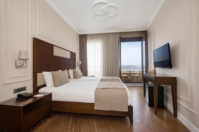 Deluxe Double Room with Sea View