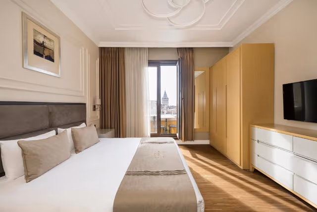 Queen Room with Sea View