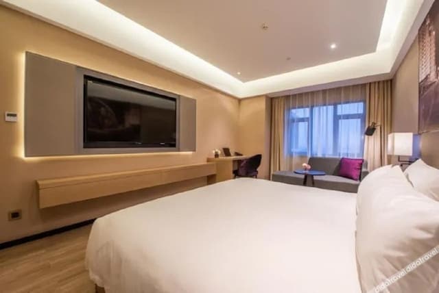 Deluxe Room with 1 king-size bed