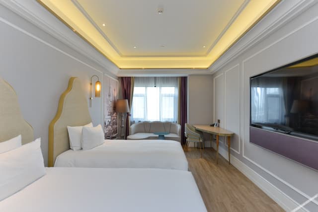 Deluxe Room with 2 single beds