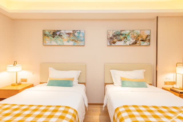 Guestroom (2 Beds)
