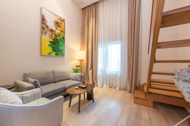 Multi-level Room
