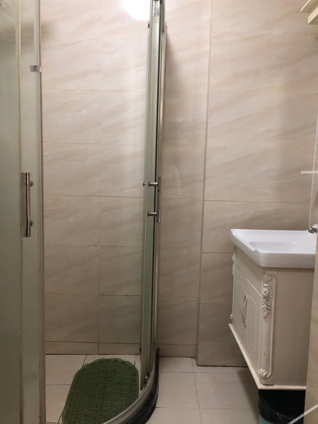 Budget Queen Room