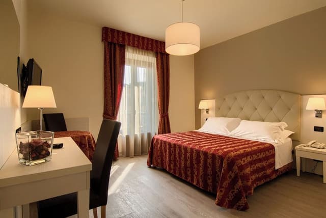 Comfort Double Room, City View
