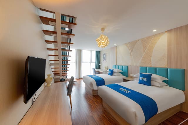 Loft Suite - 2-Bedroom, City-View