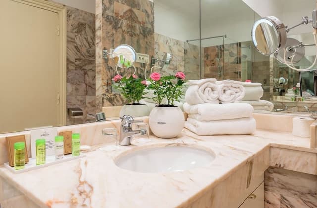 Standard Double Room, Ensuite