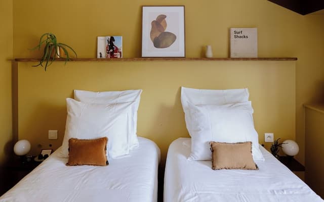 Standard Twin Room, City View