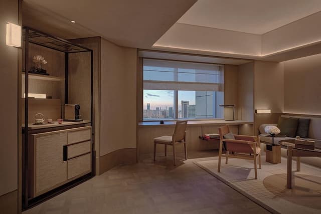 Suite, 1 King Bed (Pavilion)