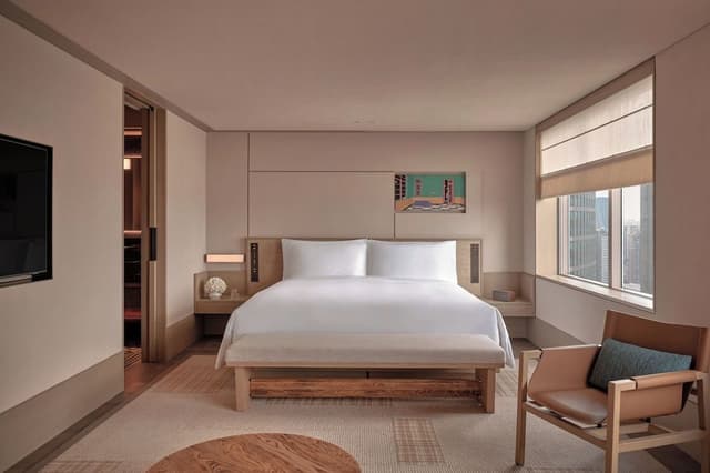 Studio, 1 King Bed, City View