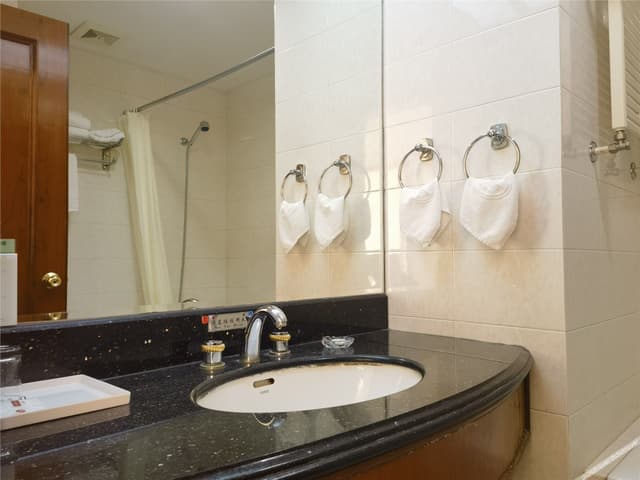 Business Standard Room