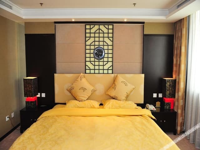 Delux King Bed Room