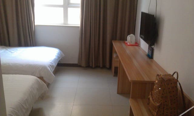 Standard Room (2 Beds)
