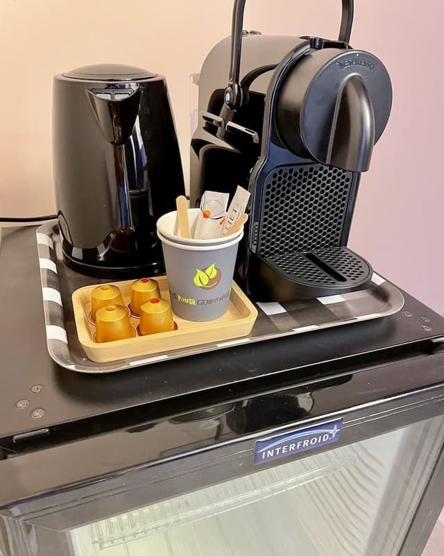 Junior Suite (Motel)