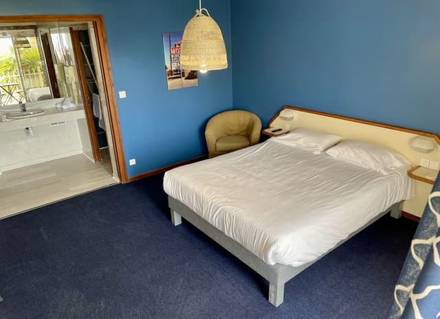Junior Suite (Motel)