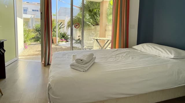 Junior Suite (Motel)