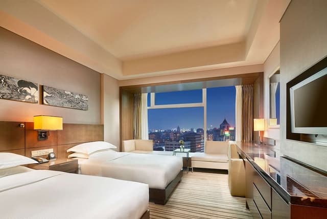 2 TWIN BEDS GUEST ROOM