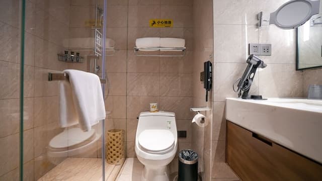 Superior Double Room, City View