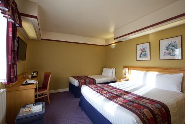 Family Room, Multiple Beds, Non Smoking