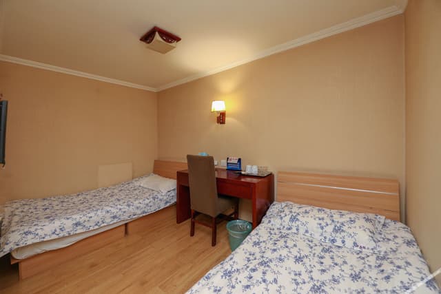 Discount Standard Room (No Window)