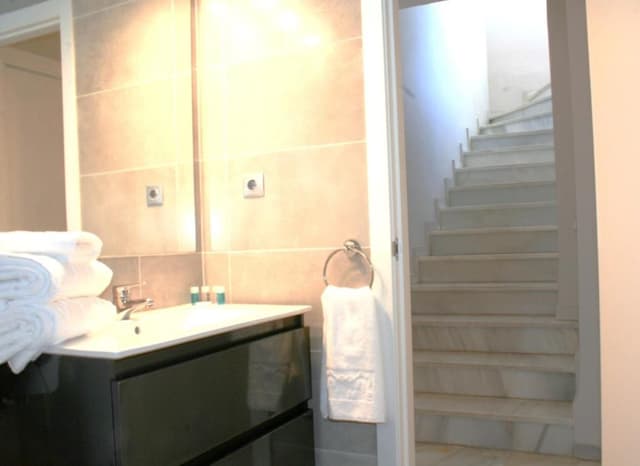 Two-Bedroom Apartment (4 Adults)