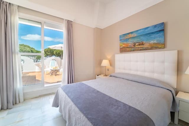 Two-Bedroom Apartment (5 Adults)