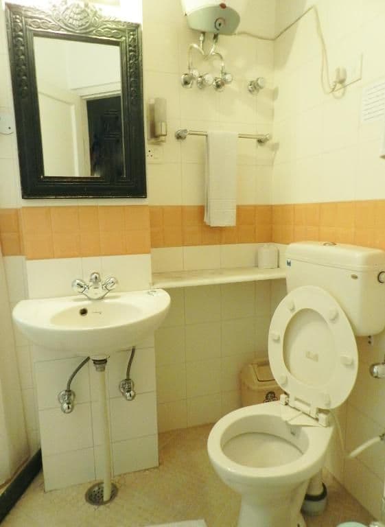 Studio Suite with Kitchen