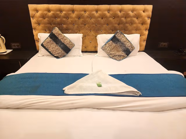 Standard Double Room, City View