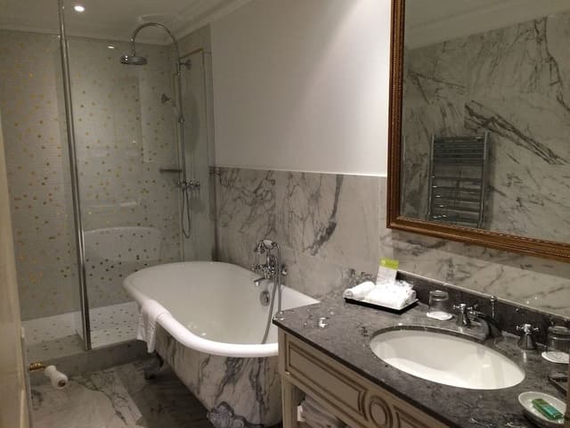Deluxe Double Room, Private Bathroom