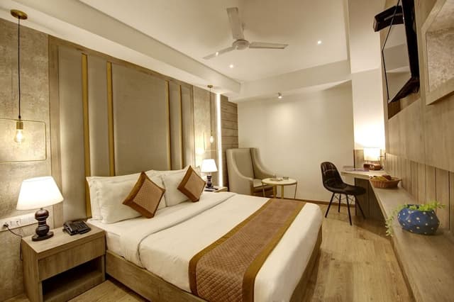 Executive Room