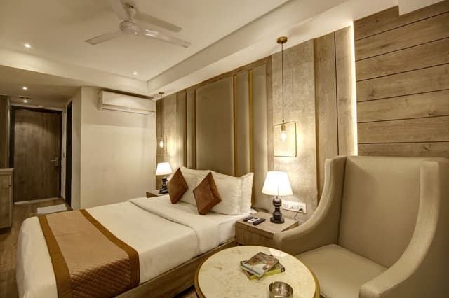 Executive Room