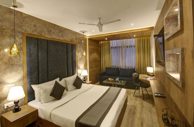 Presidential Suite, City View