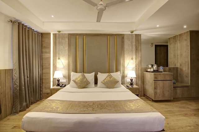 Presidential Suite